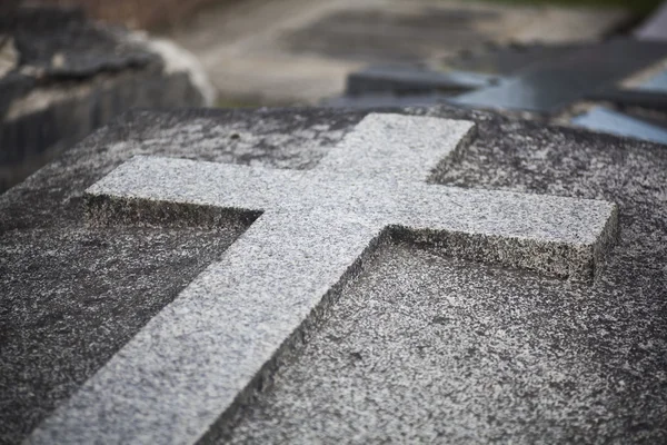 Cross in the cemetery — Stock Photo, Image