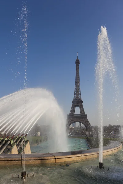 Trocadero gardens and Eiffel tower, Paris, Ile-de-france, France — Stock Photo, Image