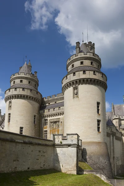 Pierrefonds 城堡，皮卡迪法国 — Φωτογραφία Αρχείου