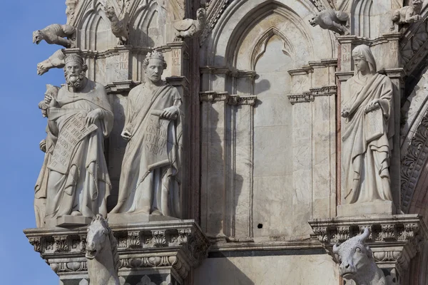 Detalhe da catedral de Siena, Toscana, Itália — Fotografia de Stock