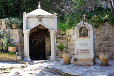 Courtyard st. mary Magdalene gethsemane in Kilisesi