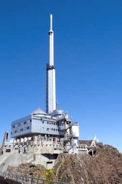 Fransızca pyrenees pic du midi Gözlemevi