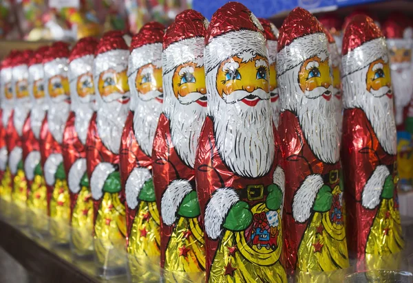 Esercito del cioccolato Santa Clausole — Foto Stock