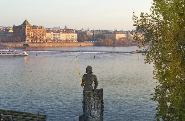 Statue of the knight Bruncvik, Charles bridge, Prague — Stock Photo, Image