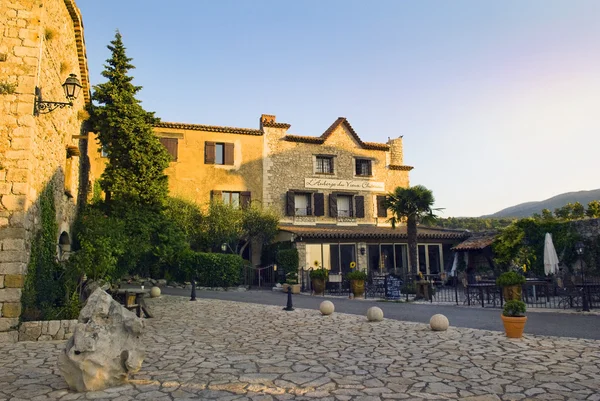 Auberge du Vieux Chateau, Cabris, Francia — Foto de Stock