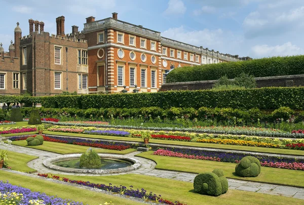 Hampton Court Palace, Londres — Fotografia de Stock