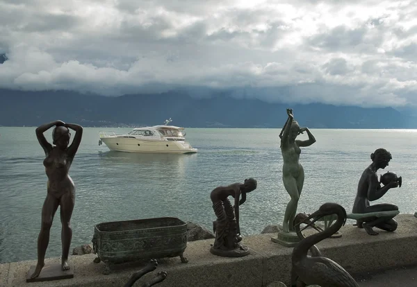 Cenevre Gölü Waterfront bronz heykeller — Stok fotoğraf