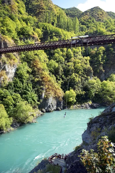 Ropejumping en las montañas de Nueva Zelanda —  Fotos de Stock