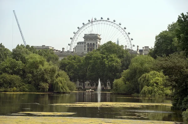 Parque Saint James y London Eye, Londres —  Fotos de Stock