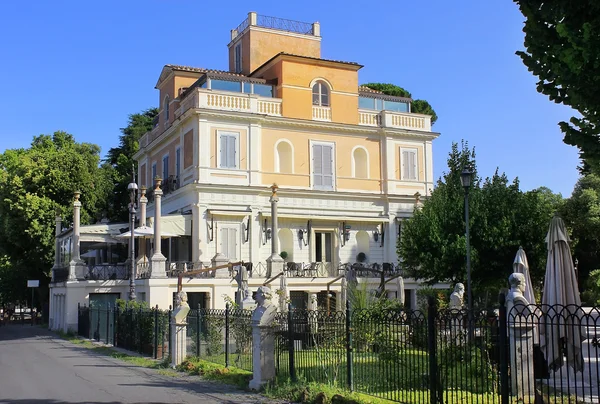 Restaurante Casina Valadier, Villa Borghese, Roma — Fotografia de Stock