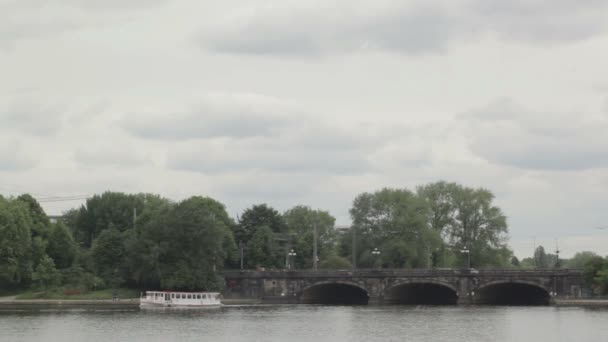 Hamgurg, Allemagne. bateau de rivière — Video