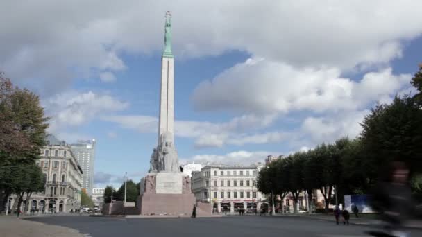 Памятник Свободы . — стоковое видео