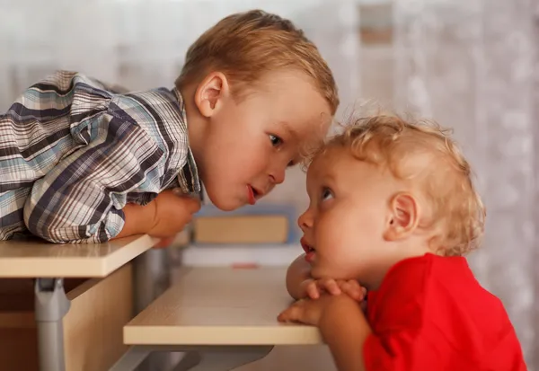 Cute siblings. Two little brothers. — Stock Photo, Image