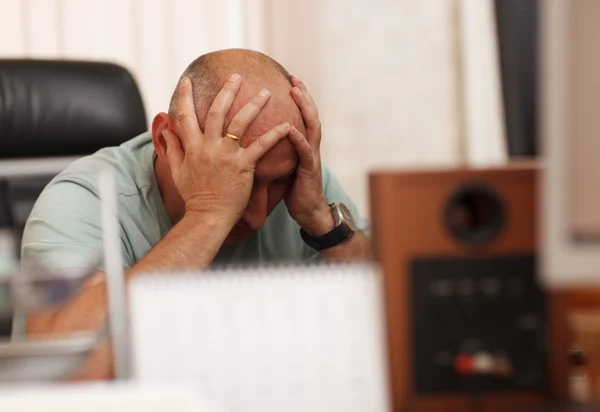 Problems at work or headache — Stock Photo, Image