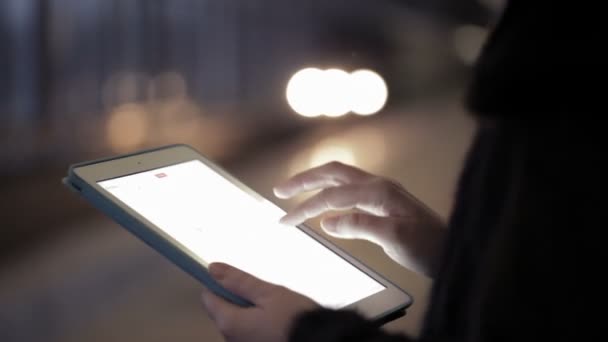 Woman Using Touchpad — Stock Video