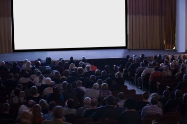 seyirci izlerken sinema