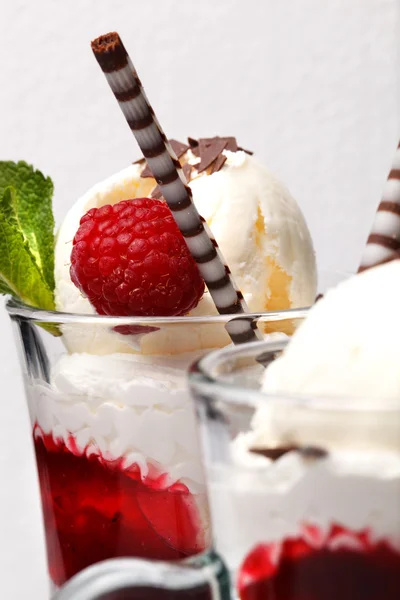 Raspberry parfait with cream and ice cream — Stock Photo, Image