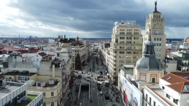 Madrid Španělsko 2021 Letecký Panoramatický Výhled Město Lidé Procházející Mezi — Stock video