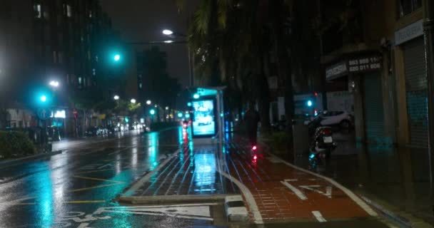 Valencia Spain July 2022 Night View Illuminated City Rain Car — Vídeos de Stock