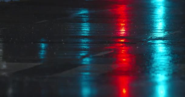 Night Rain City View Road Cars Passing Pedestrian Hurrying Cross — Stock Video