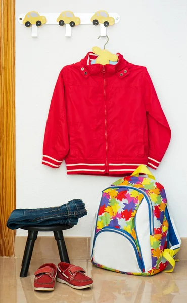 Çocuk Giyim, sırt çantası, Ayakkabı