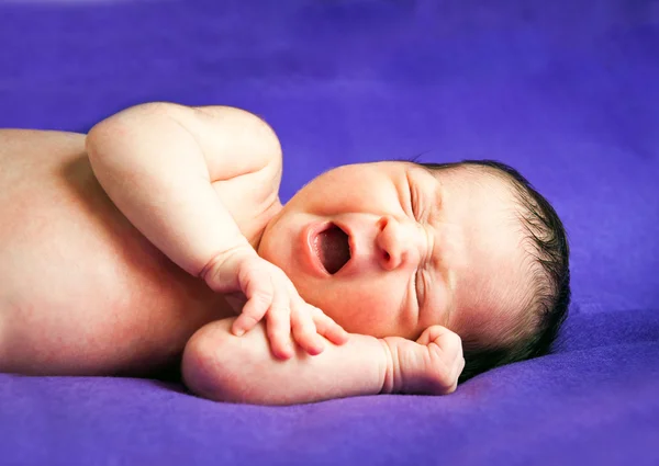 Pequeno bebê bonito — Fotografia de Stock
