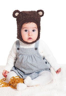 bir kap içinde çocuk