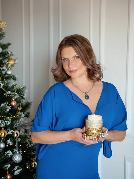 Girl New Year Background Holds New Year Candle Her Hands — Stockfoto