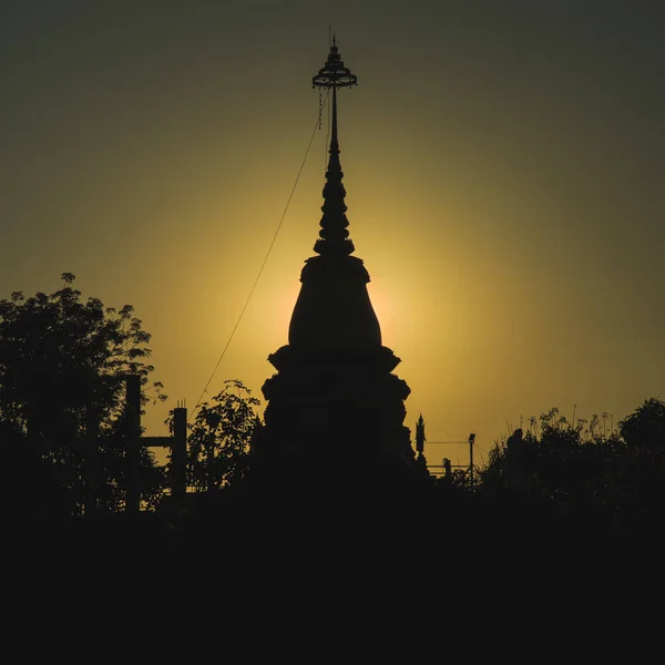 Silhouette Picture Pagoda Brush Tree Golden Sky — Stock Photo, Image