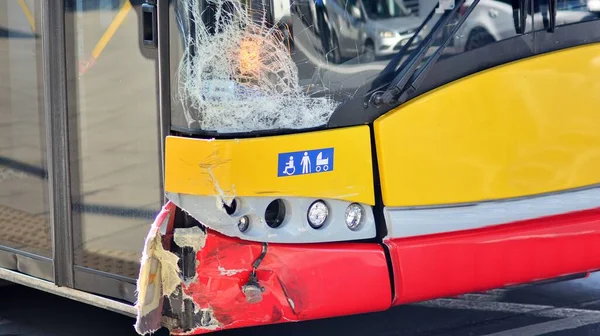 Accidente Tráfico Roto Accidente Autobús Ciudad — Foto de Stock