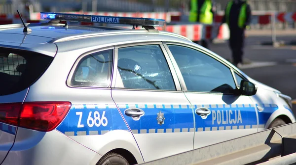 November 2021 Warszawa Polen Polisen Från Vägtrafikavdelningen Leder Trafiken Närheten — Stockfoto