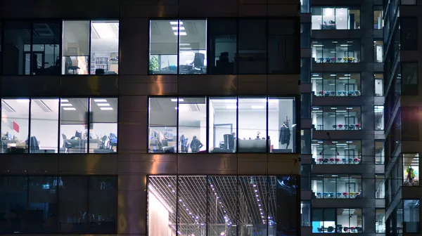 Edificio Corporativo Por Noche Concepto Negocio Edificio Oficinas Pared Vidrio —  Fotos de Stock