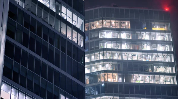 Edifício Corporativo Noite Conceito Negócio Edifício Escritório Parede Vidro Janelas — Fotografia de Stock