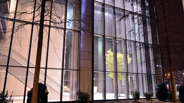 Bürogebäude Der Nacht Fassade Mit Glas Und Licht Hintergrund Mit — Stockfoto
