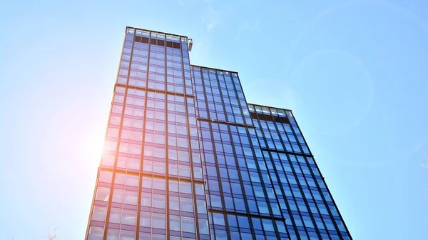 Struttura Astratta Complessa Grattacielo Blu Centro Con Cielo Sole Rosso — Foto Stock