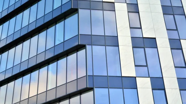 Moderna Pared Vidrio Aluminio Del Edificio Oficinas Aire Libre Con — Foto de Stock