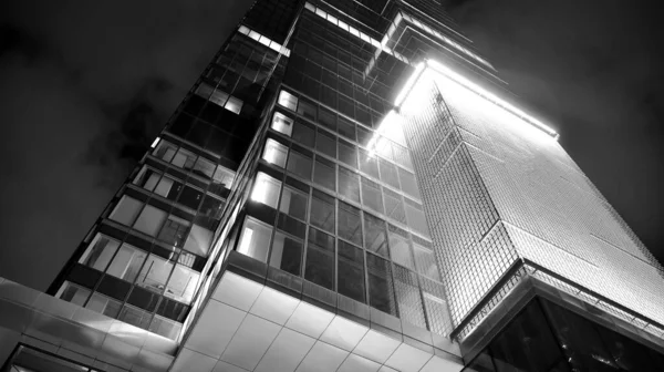 Splendido Paesaggio Urbano Notturno Edificio Uffici Notte Facciata Con Vetro — Foto Stock