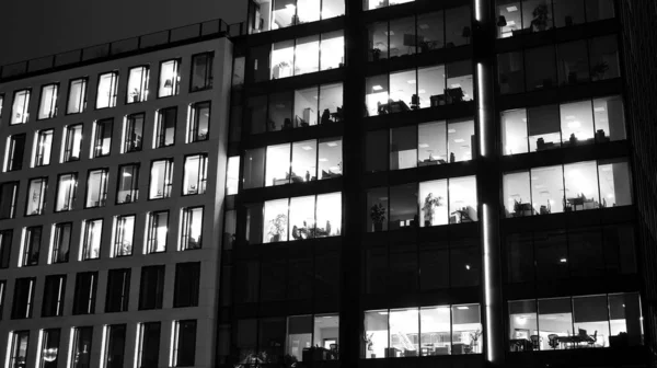 Increíble Paisaje Urbano Nocturno Edificio Oficinas Por Noche Edificio Fachada —  Fotos de Stock