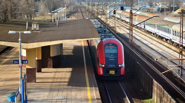 Warschau Polen Februari 2022 Zicht Passagierstreinen Bij Het Spoorwegdepot Olszynka — Stockfoto