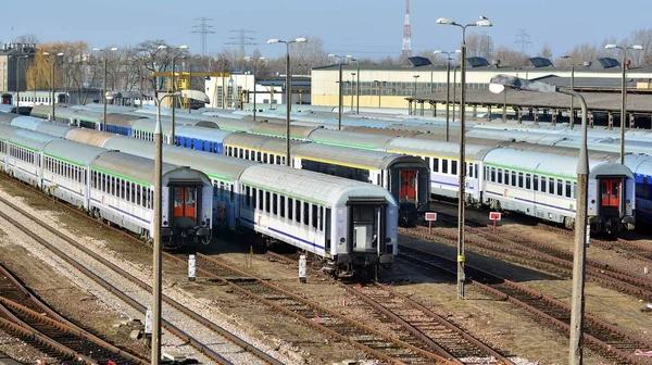 Varsavia Polonia Febbraio 2022 Veduta Dei Treni Passeggeri Deposito Ferroviario — Foto Stock