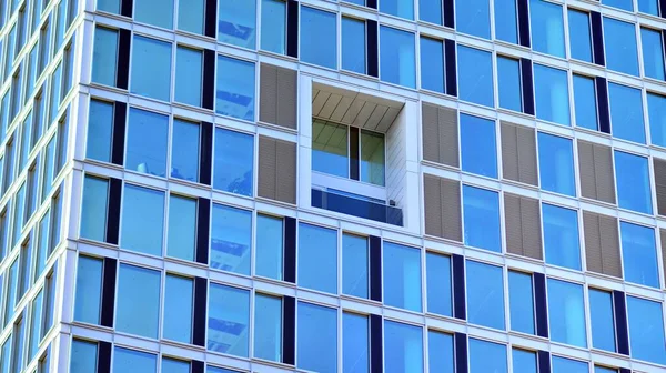 Urbane Abstraktion Fensterwand Eines Bürogebäudes Detailaufnahme Eines Modernen Geschäftshauses Der — Stockfoto