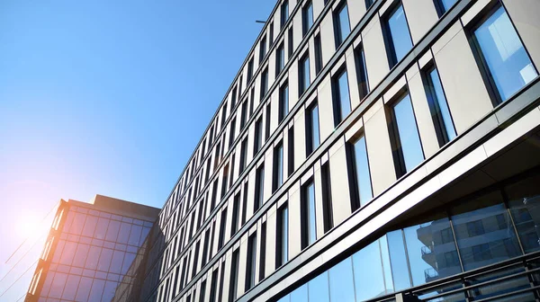 Moderno Edificio Oficinas Ciudad Con Ventanas Paneles Acero Aluminio —  Fotos de Stock