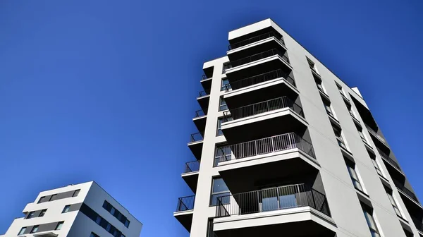 Edifício Apartamentos Moderno Novo Multistoried Moderno Novo Elegante Bloco Vida — Fotografia de Stock