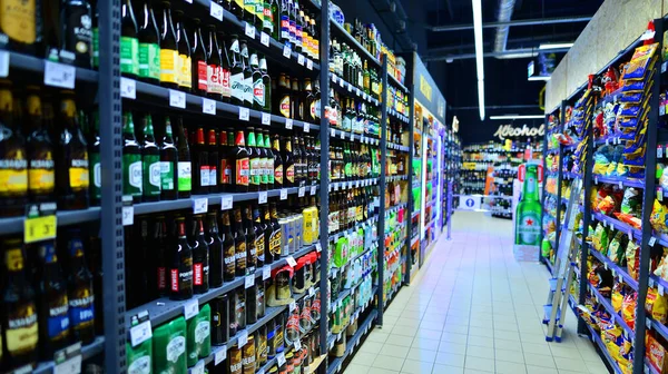 Varsovia Polonia Junio 2022 Supermercado Pasillo Tienda Con Productos Llenado — Foto de Stock