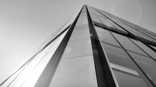 Bottom View Modern Skyscraper Business District Blue Sky Looking Business — Stock Photo, Image