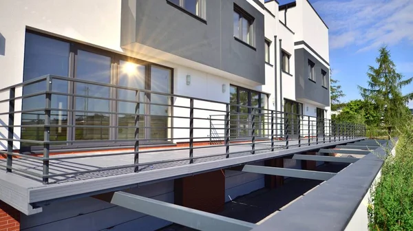 Terraced Family Home Newly Developed Housing Estate Real Estate Market — Stockfoto