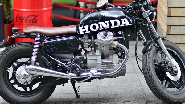 Варшава Польша Августа 2022 Года Мотоцикл Honda 500 Модифицированный 13Th — стоковое фото