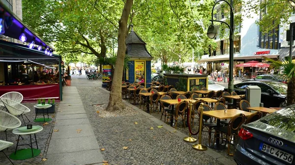 Berlin Germany August 2022 Bustling City Street Great Metropolis Luxury — Stock Photo, Image