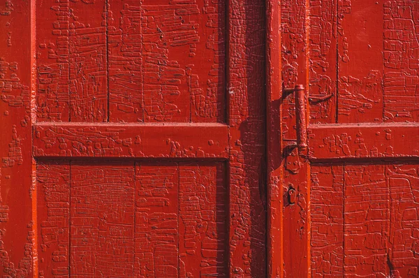 Παλιά κόκκινη πόρτα — Φωτογραφία Αρχείου