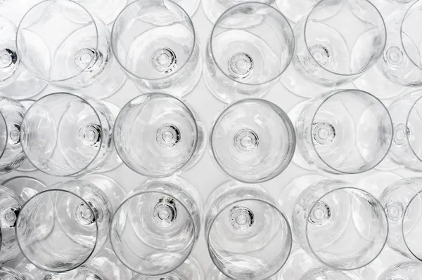 Many empty wine glasses — Stock Photo, Image